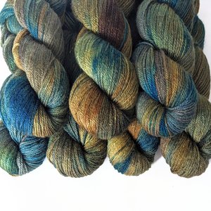 Hand Dyed. Hand Painted Yarn - BFL / Silk / Stellina - Kraken