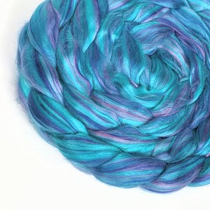 Blended Roving / Combed Top | Bamboo | Siren Song