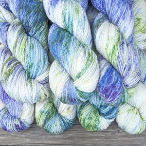 Hand Dyed / Painted Yarn | Fingering Weight | SW Merino / Bamboo | Mystique