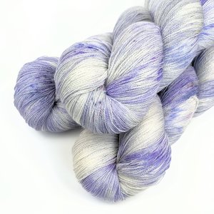 Hand Dyed / Painted Yarn | Lace Weight | Merino / Silk | Potpourri