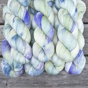 Hand Dyed / Painted Yarn | Lace Weight | Merino / Silk | Escape