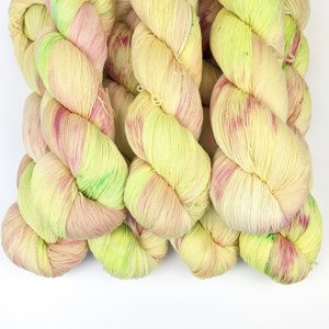 Hand Dyed / Painted Yarn | Lace Weight | Merino / Silk | Pina Colada