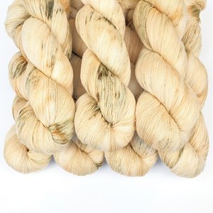 Hand Dyed / Painted Yarn | Lace Weight | Merino / Silk | Sand Storm