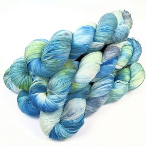 Hand Dyed / Painted Yarn | Lace Weight | Merino / Silk | Ocean Breeze