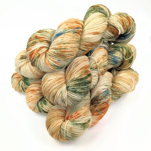 Hand Dyed / Painted Yarn | Fingering Weight |  SW Merino | Whiskey Sour