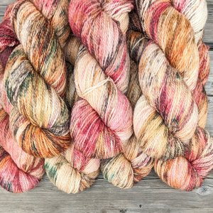 Hand Dyed / Painted Yarn | Fingering Weight | SW Merino / Bamboo | Fireside