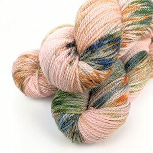 Hand Dyed / Painted Yarn | Fingering Weight |  SW Merino | Oink