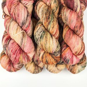 Hand Dyed / Painted Yarn | Fingering Weight | SW Merino / Bamboo | Fireside