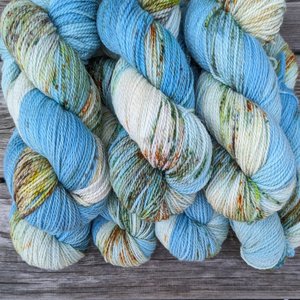 Hand Dyed / Painted Yarn | Fingering Weight | Merino / Nylon / Stellina | Mirage