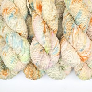 Hand Dyed / Painted Yarn | Fingering Weight | Merino / Camel | Nursery Rhyme