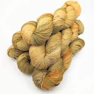 Hand Dyed / Painted Yarn | Fingering Weight |  SW Merino | Eye Of The Tiger