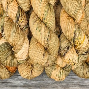 Hand Dyed / Painted Yarn | Fingering Weight |  SW Merino | Eye Of The Tiger