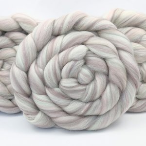 Merino Roving - Combed Top - Spinning Fiber - Custom Blended - Hint Of Mint