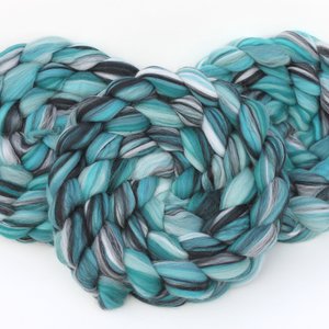 Merino Roving - Combed Top - Spinning Fiber - Custom Blended - Neptune Rising