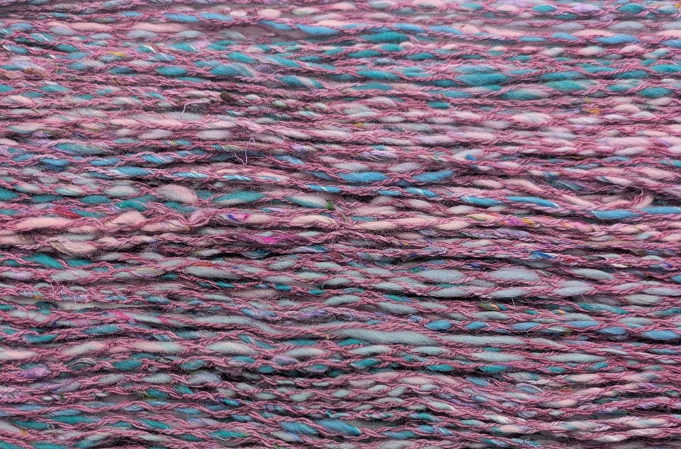 Handspun Yarn | Mixed Fibers / Silk | Handspun Crepe Yarn