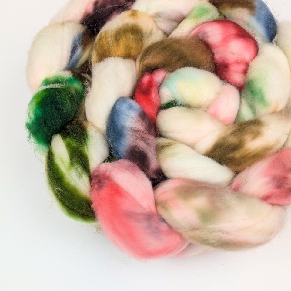 Hand Painted Top / Roving | Superwash 18.5 Micron Merino | Whispers Of Autumn