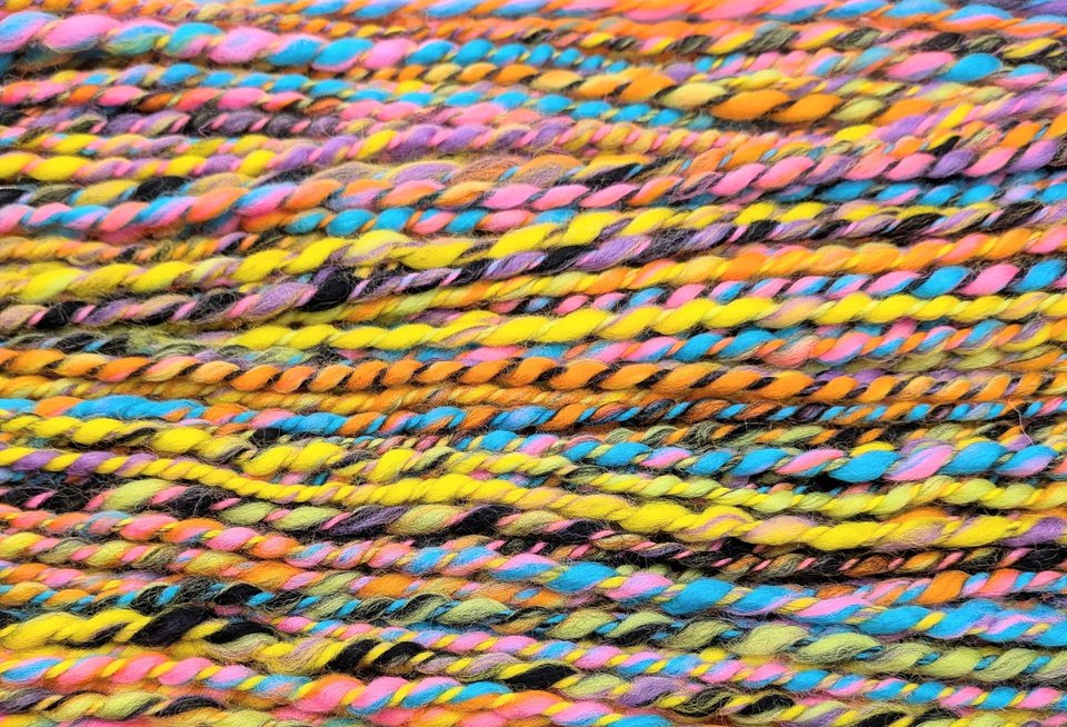 Handspun Thick and Thin Yarn | Merino | Rock out