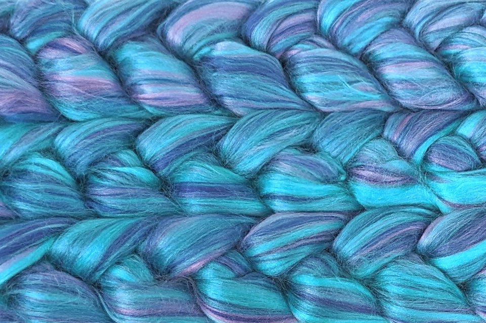 Blended Roving / Combed Top | Bamboo | Siren Song