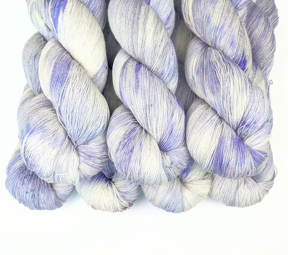 Hand Dyed / Painted Yarn | Lace Weight | Merino / Silk | Potpourri