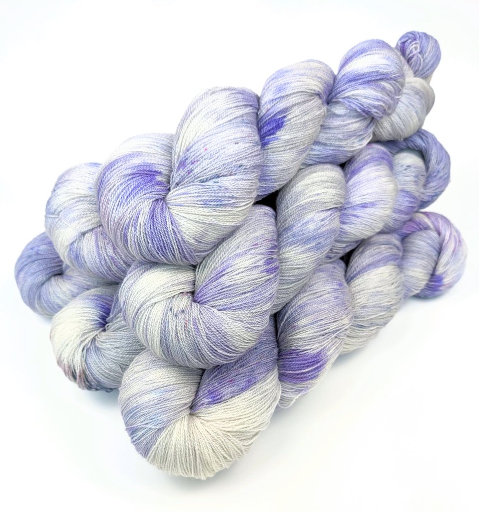 Hand Dyed / Painted Yarn | Lace Weight | Merino / Silk | Potpourri