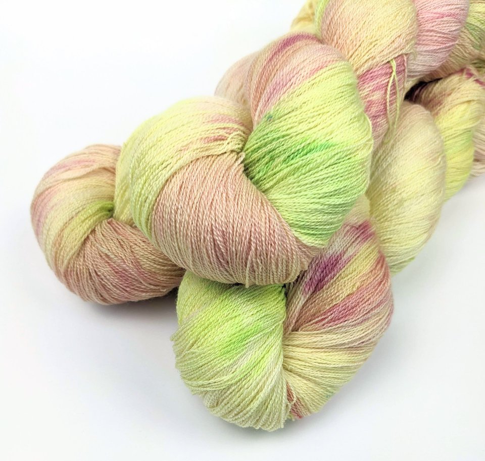 Hand Dyed / Painted Yarn | Lace Weight | Merino / Silk | Pina Colada