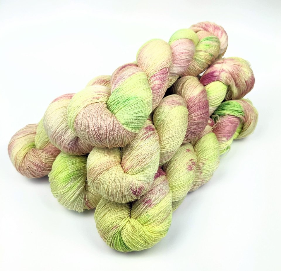 Hand Dyed / Painted Yarn | Lace Weight | Merino / Silk | Pina Colada