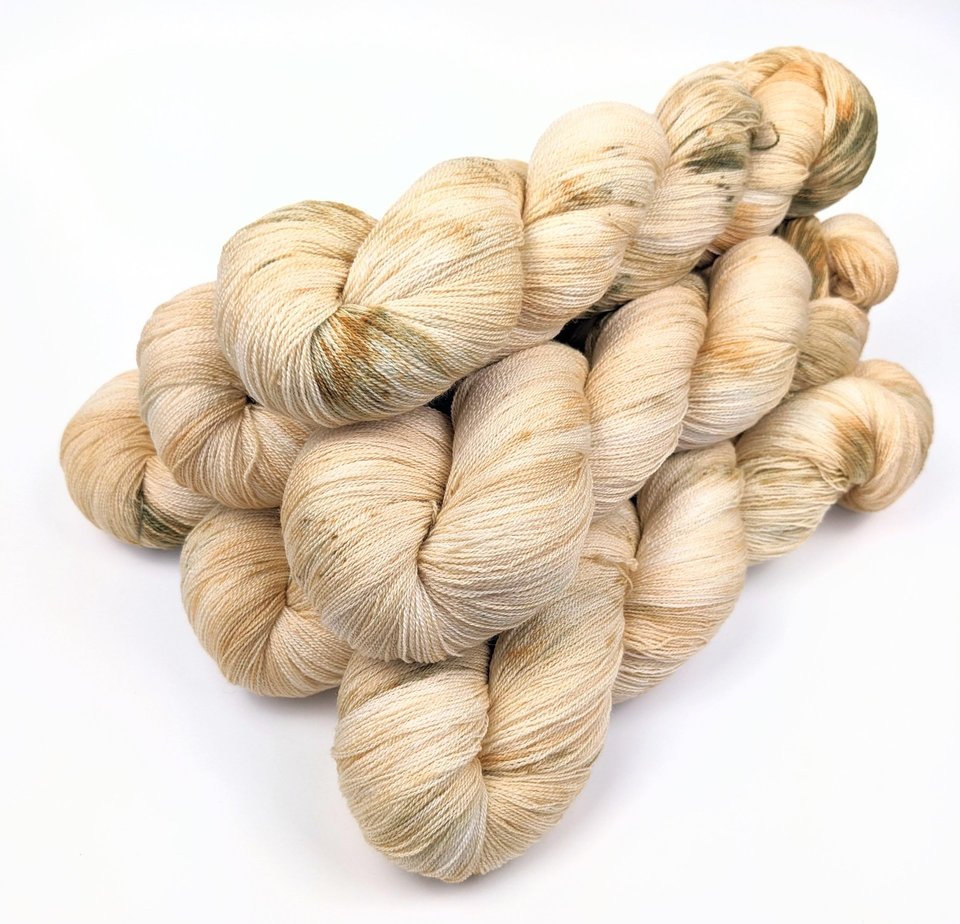 Hand Dyed / Painted Yarn | Lace Weight | Merino / Silk | Sand Storm