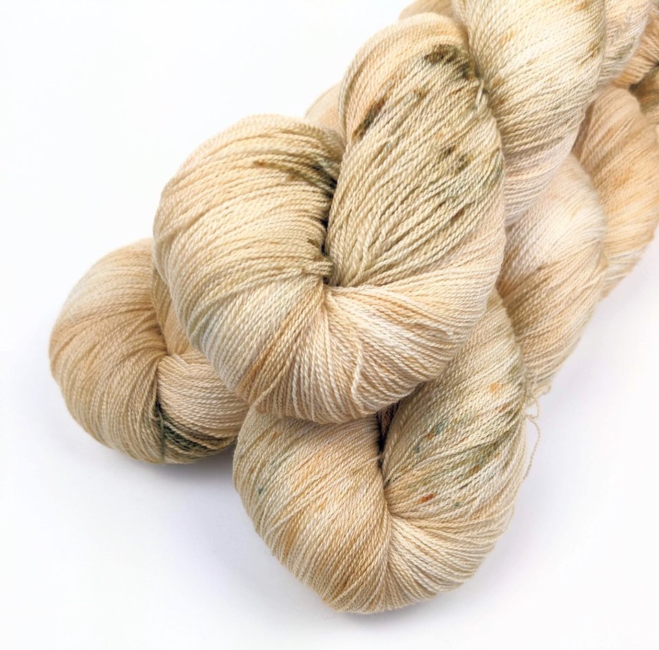 Hand Dyed / Painted Yarn | Lace Weight | Merino / Silk | Sand Storm