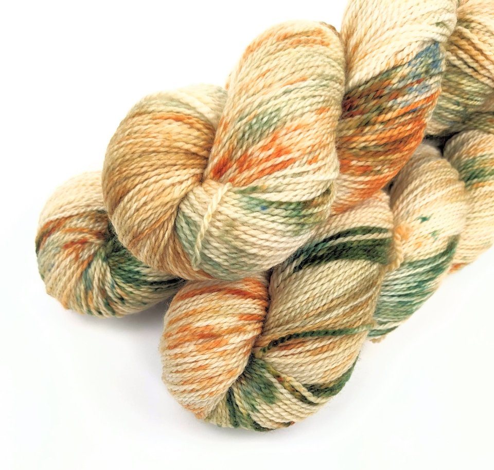 Hand Dyed / Painted Yarn | Fingering Weight |  SW Merino | Whiskey Sour