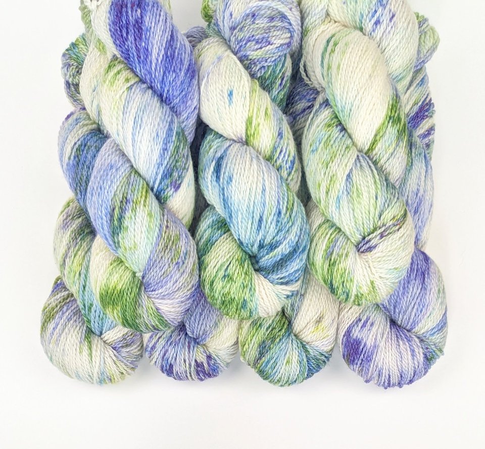 Hand Dyed / Painted Yarn | Fingering Weight | SW Merino / Bamboo | Mystique