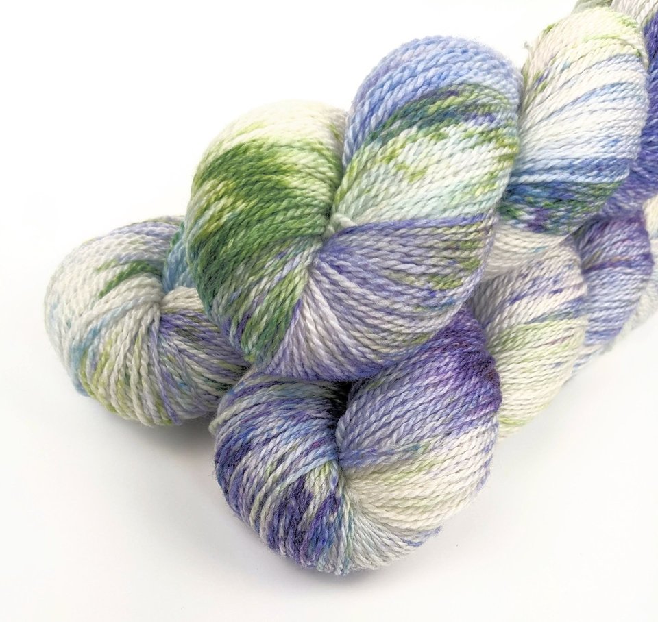 Hand Dyed / Painted Yarn | Fingering Weight | SW Merino / Bamboo | Mystique