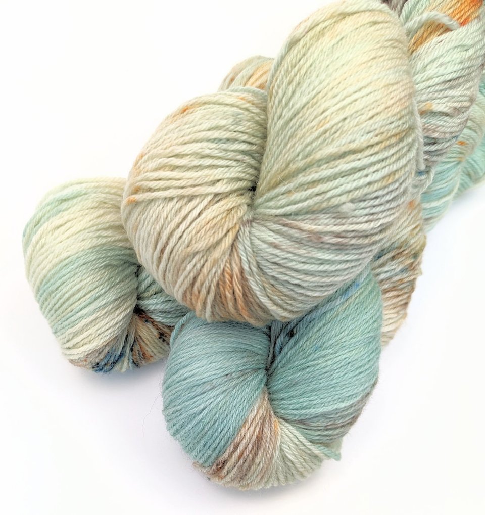Hand Dyed / Painted Yarn | Fingering Weight |  SW Merino | Pistachio