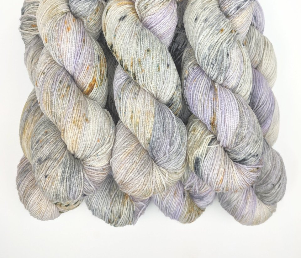 Hand Dyed / Painted Yarn | Fingering Weight | SW Merino / Nylon | Abalone
