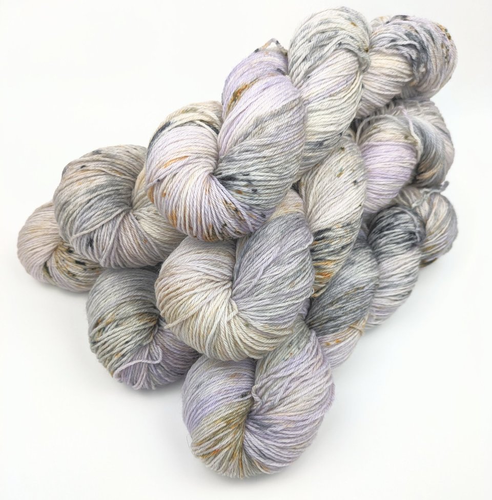Hand Dyed / Painted Yarn | Fingering Weight | SW Merino / Nylon | Abalone