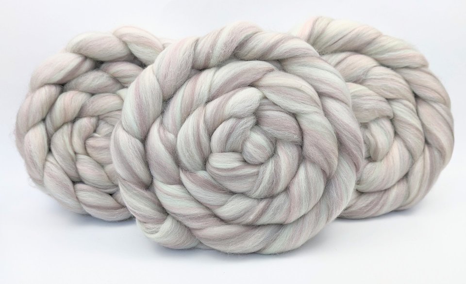 Merino Roving - Combed Top - Spinning Fiber - Custom Blended - Hint Of Mint