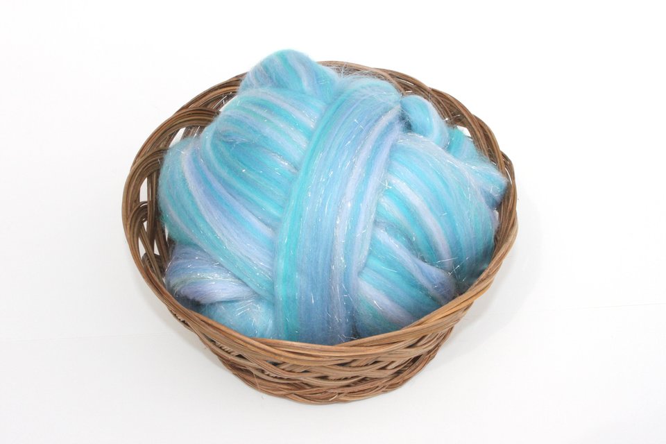 Blended Roving / Combed Top | Merino / Angelina | Pegasus