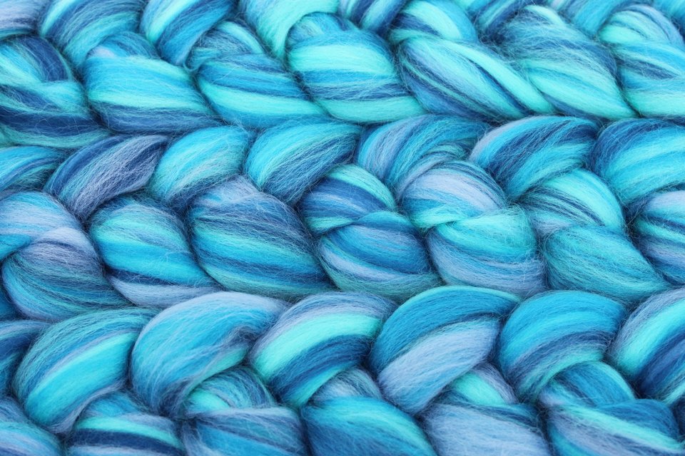 Blended Roving / Combed Top | Merino | Deep Sea Diving