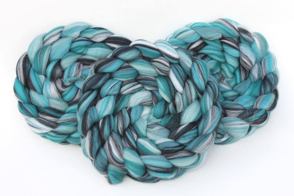 Merino Roving - Combed Top - Spinning Fiber - Custom Blended - Neptune Rising