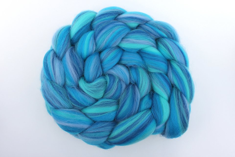 Blended Roving / Combed Top | Merino | Deep Sea Diving