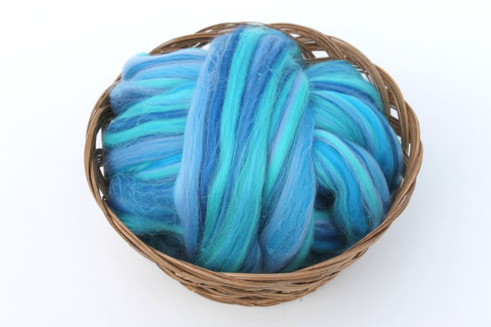 Blended Roving / Combed Top | Merino | Deep Sea Diving