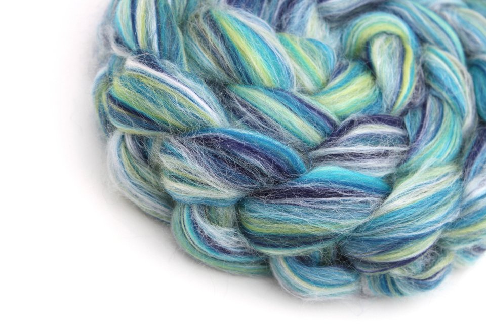 Blended Roving / Combed Top | Merino / Silk | Scuba Diving