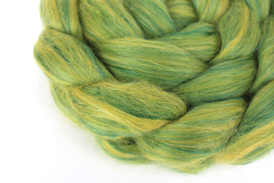 Blended Roving / Combed Top | Merino / Silk / Bamboo | Lemongrass