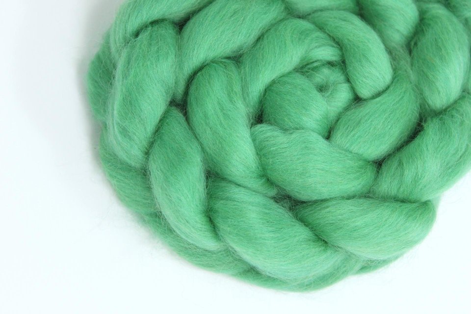 Commercially Dyed Roving | Corriedale | Green