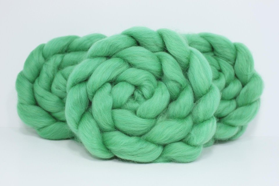 Commercially Dyed Roving | Corriedale | Green