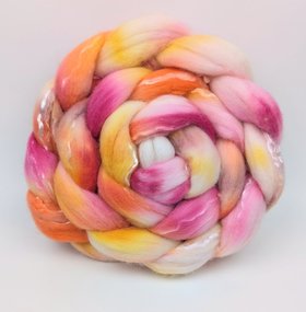 Hand Painted Top / Roving | Advent Day 23 | Merino / Tencel | Creamsicle