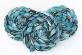 Merino Roving - Combed Top - Spinning Fiber - Custom Blended - Neptune Rising